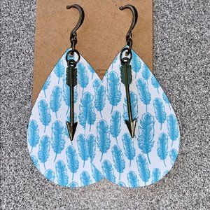 Archer earrings